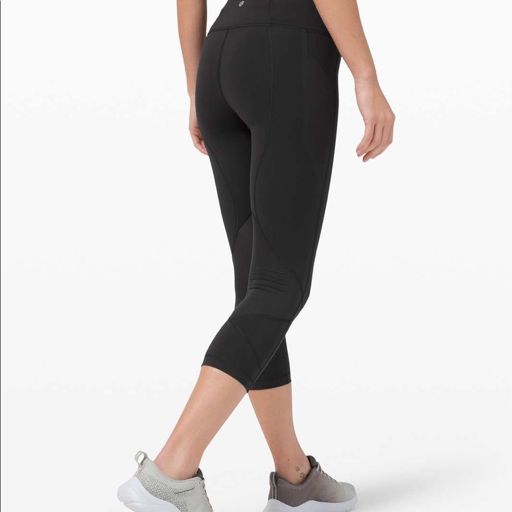 Lululemon Pace Rival high-rise crop legging 22”